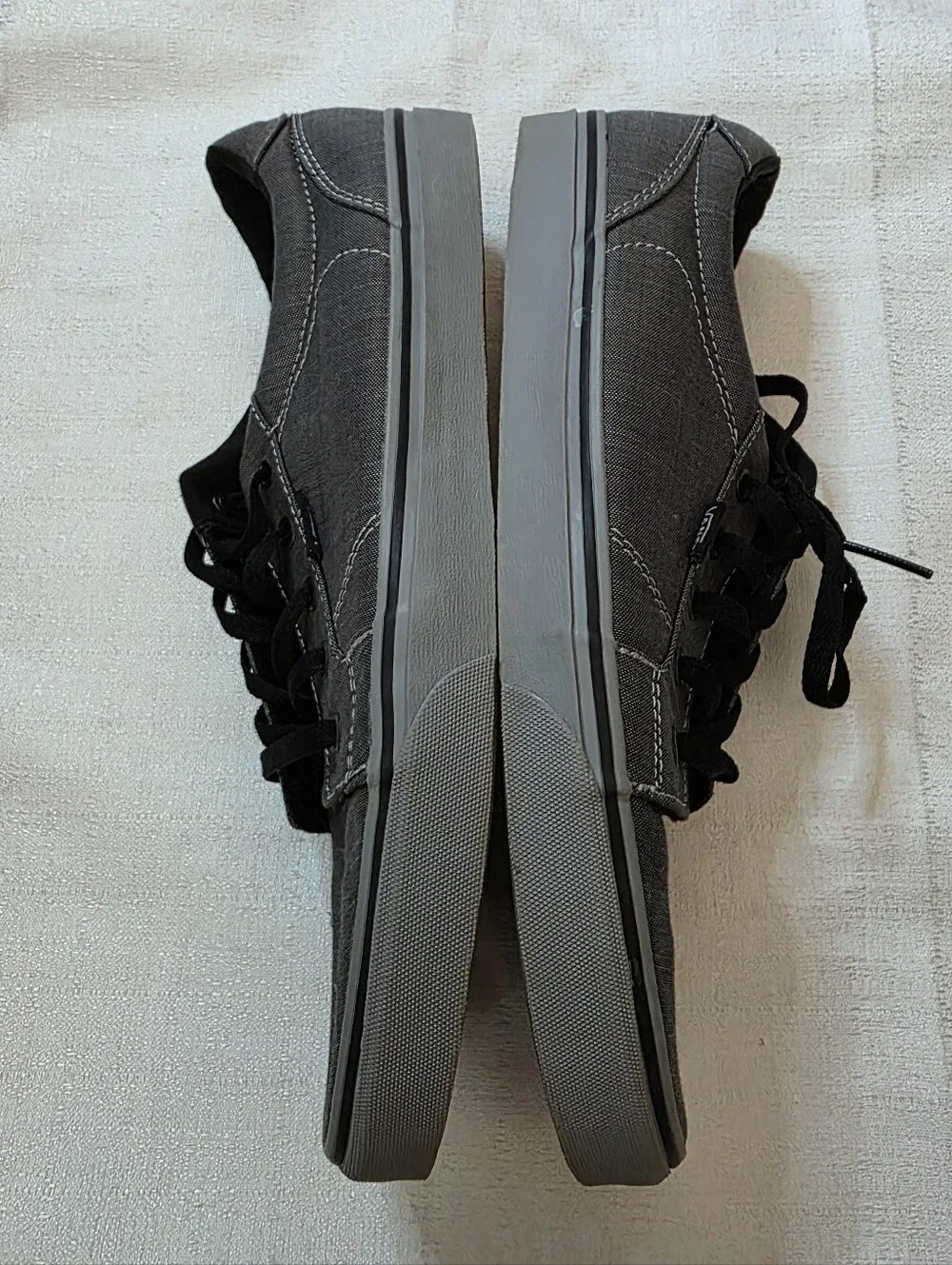 Vans Bishop Gray Low Top Skater Shoes Size 12